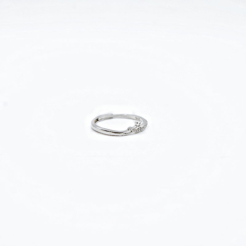 Petite Bow Ring