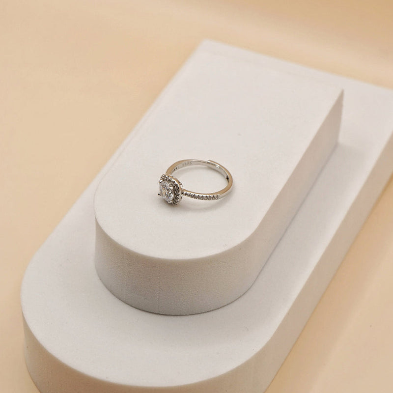 Halo Grace Solitaire Ring