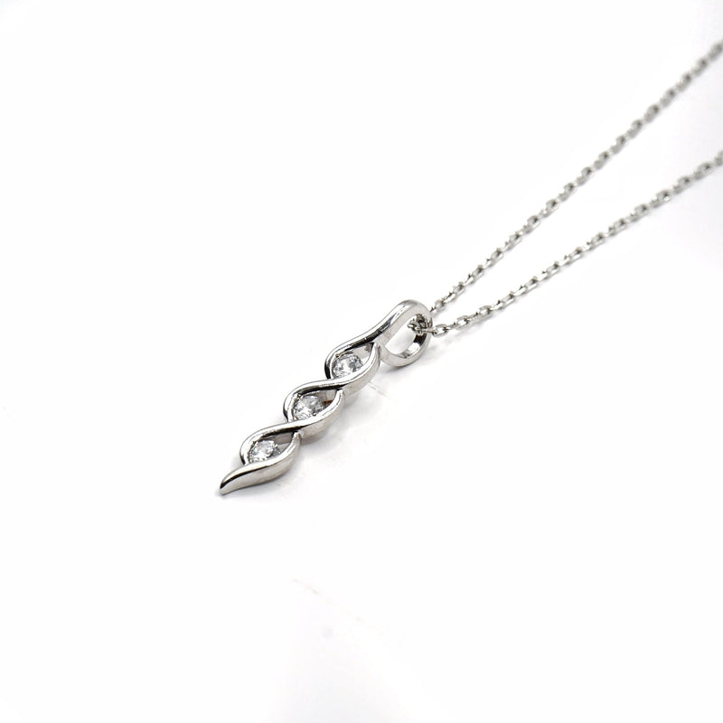 Twist of Elegance Necklace