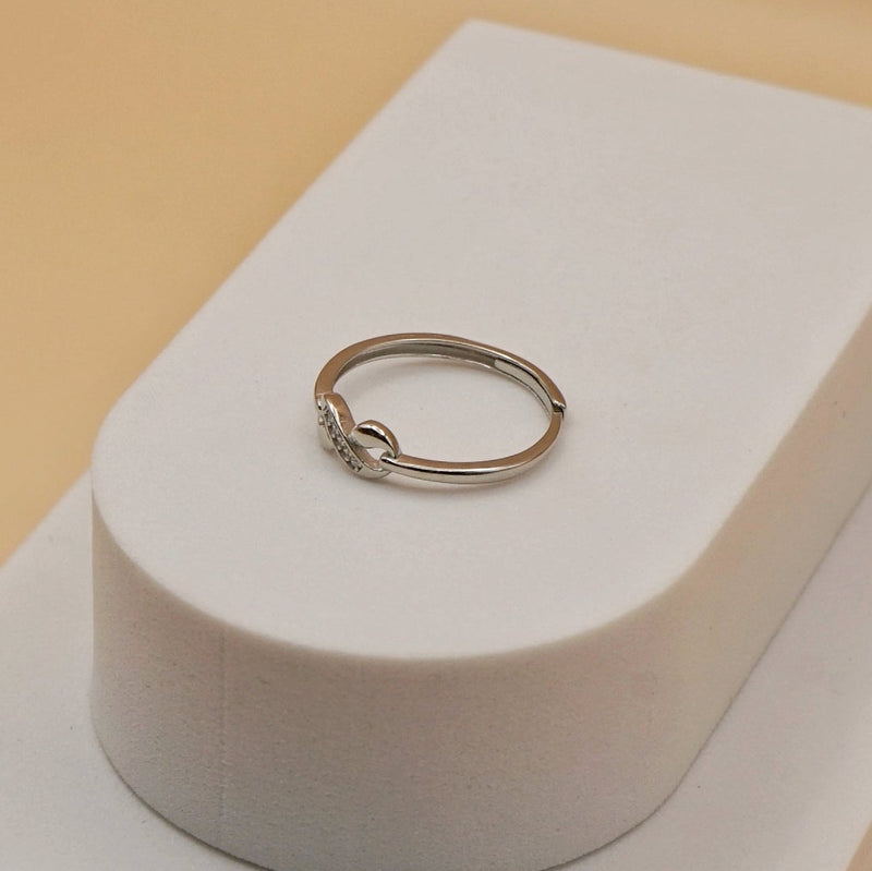 Eternal Knot Accent Ring