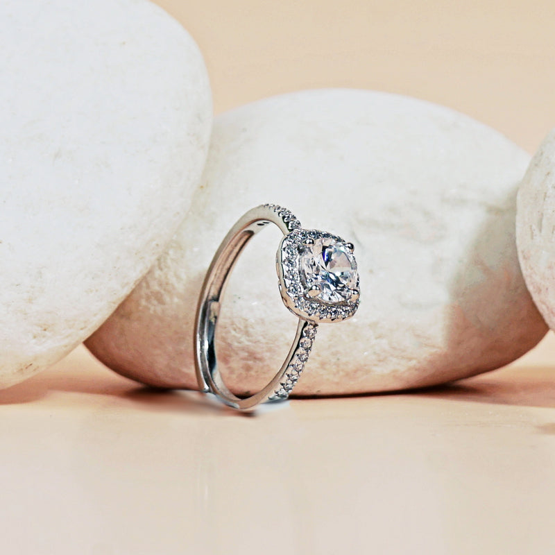 Halo Grace Solitaire Ring