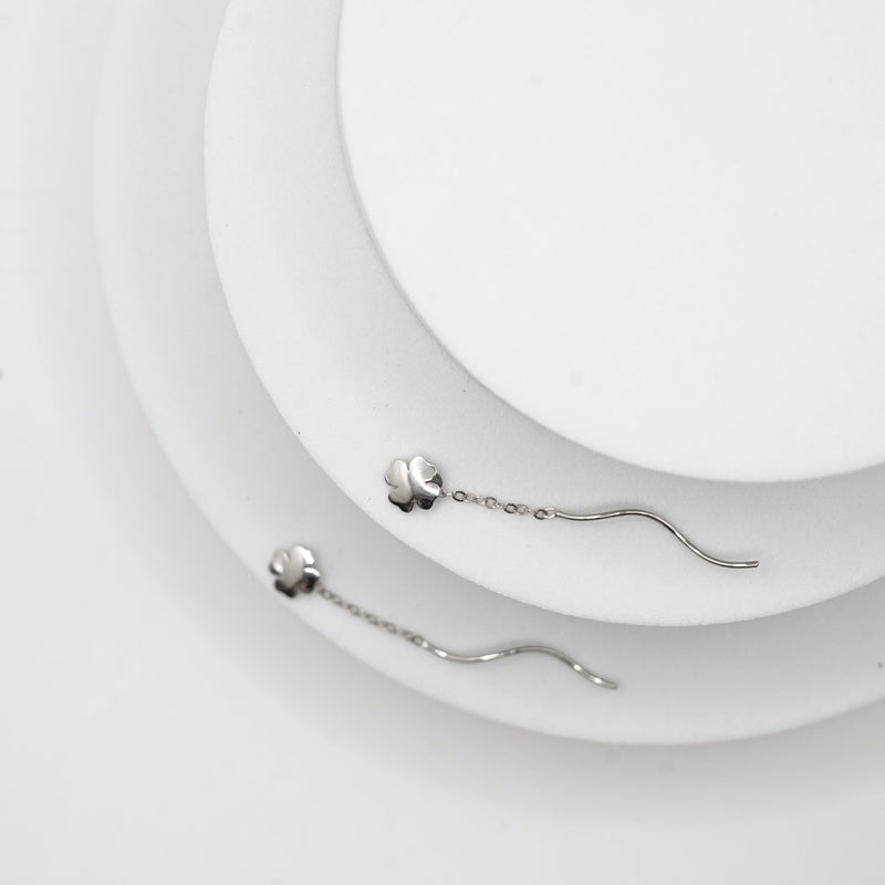 Clover Chain Drop Studs