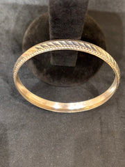 Minimal Edge Silver Kada