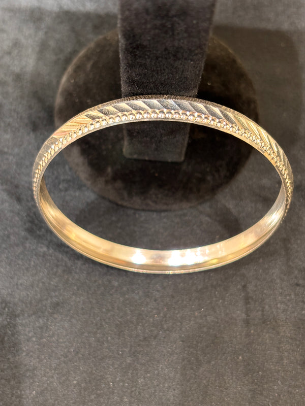 Minimal Edge Silver Kada
