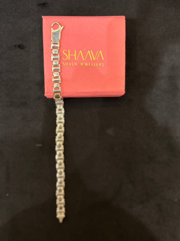 Linear Grace Silver Bracelet