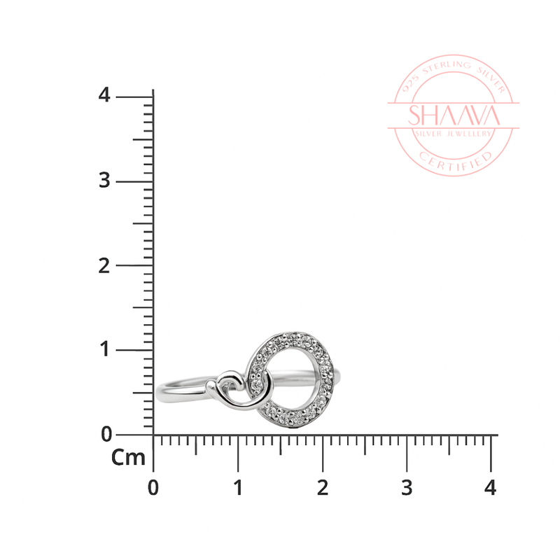 Interlocking Circle Elegance Ring